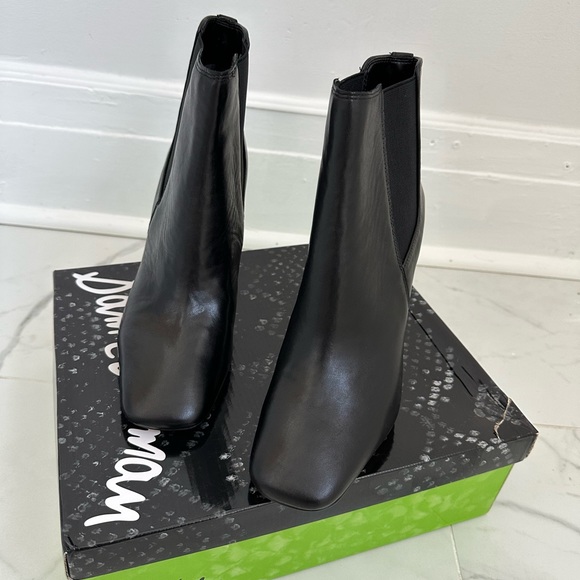 Sam Edelman Block Heel Boots Chelsea boots Women Size 8.5 Black Leather New - Picture 1 of 6